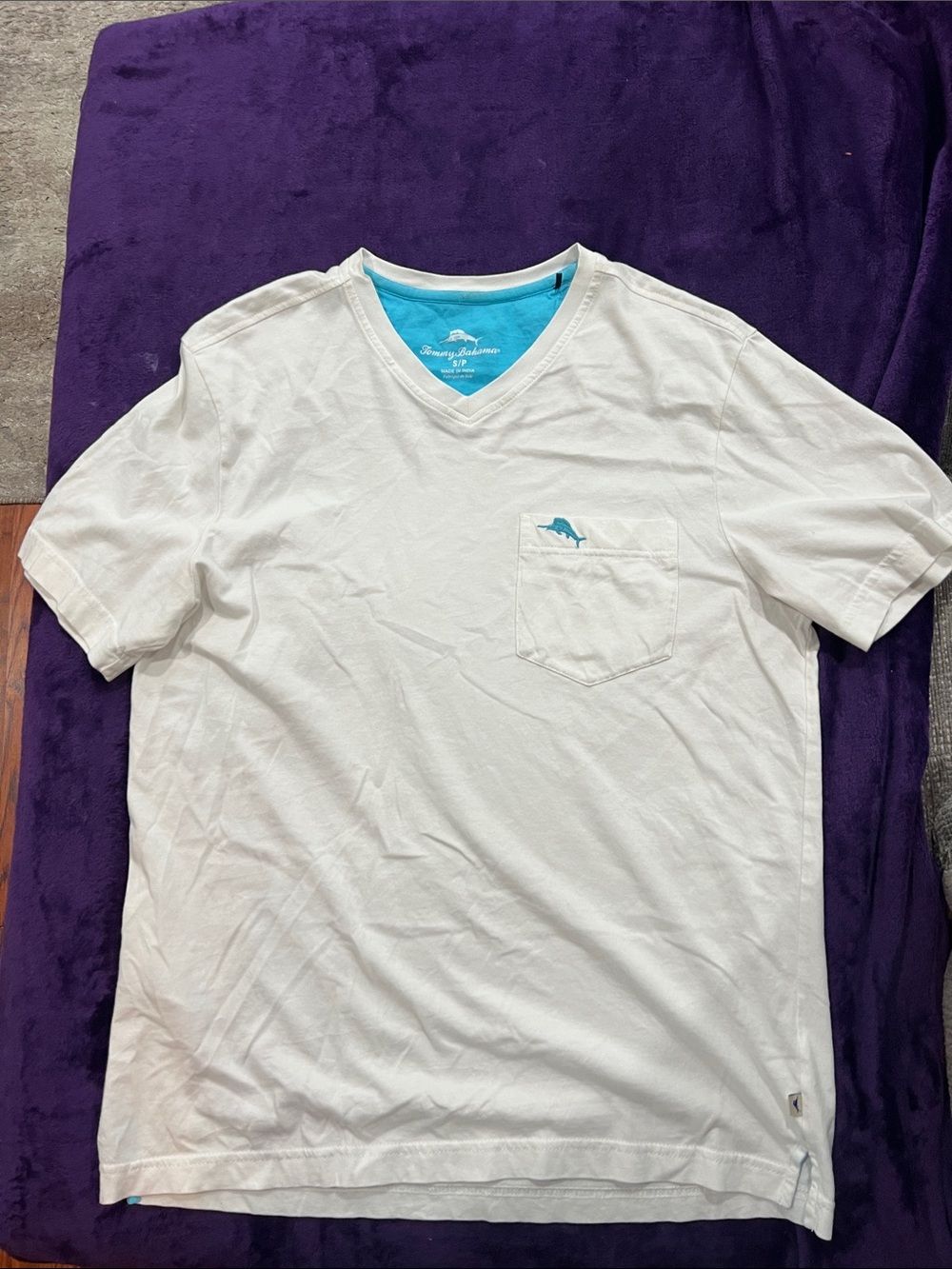 Tommy Bahama "New Bali Skyline" white v-neck pocket t-shirt